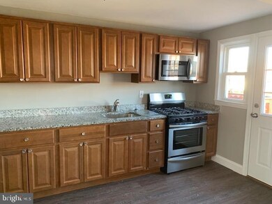 3718 Benson Ave, Halethorpe, MD 21227 - photo 4