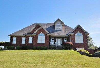 211 Eagles Bluff Ct, Shepherdsville, KY 40165 - photo 2