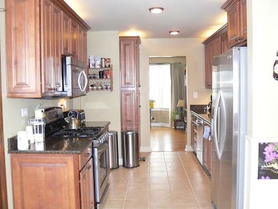 1724 E Forest Ave, Des Plaines, IL 60018 - photo 2