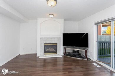 13-Family Room_IMG_0181 copy