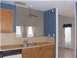 16307 Leamington Ln, Houston, TX 77095 - photo 7