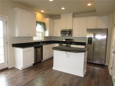 Beautiful Kitchen is better than new with Upgraded