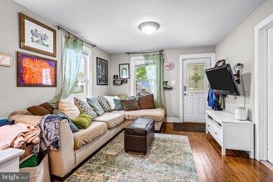 206 S Lippincott Ave, Maple Shade, NJ 08052 - photo 3