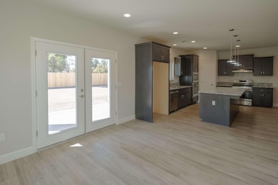 1014 N Walnut St, Woodlake, CA 93286 - photo 7