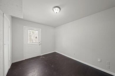 515 S Durant St, Alvin, TX 77511 - photo 4