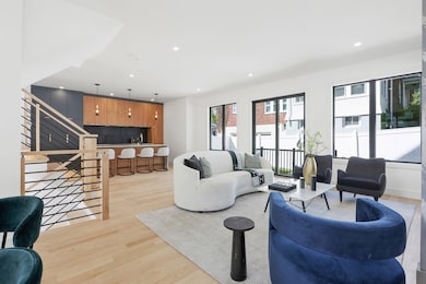 127-129 Withington Rd unit 1, Newton, MA 02460 - photo 4