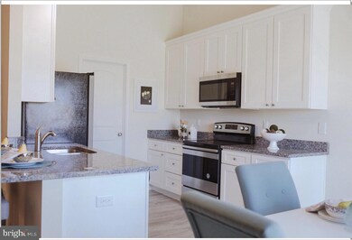 304 Vicksburg Ct, Martinsburg, WV 25404 - photo 6