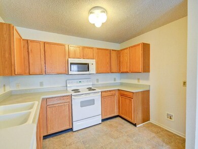 12726 Loyalty Dr, Fishers, IN 46037 - photo 4