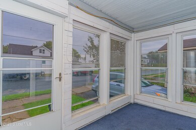 125 Alexander Ave, Schenectady, NY 12302 - photo 4