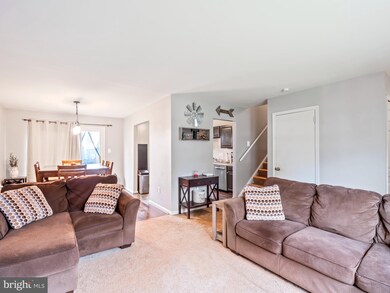 8504 Cavalry Ln, Manassas, VA 20110 - photo 4