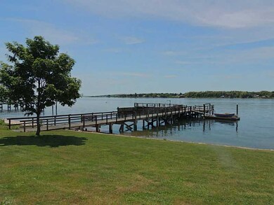 Waterfront/Dock/Pier.