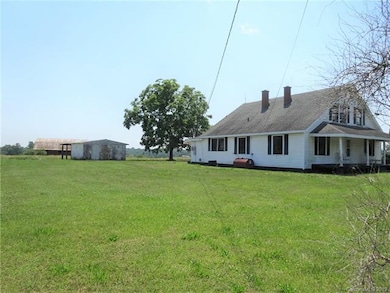 169 Sullivan Farm Rd, Statesville, NC 28625 - photo 4