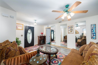 10117 SW 170th St, Archer, FL 32618 - photo 6