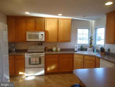18515 Pilgrims Ct, Saint Marys City, MD 20686 - photo 3