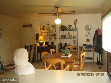 527 Chatterton Rd, Lutherville Timonium, MD 21093 - photo 5