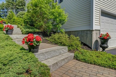 6 Grapevine Rd, MerriMacK, NH 03054 - photo 3