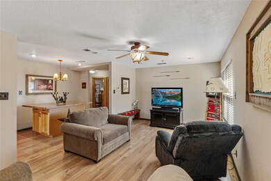 514 Hallvale Dr, Fort Worth, TX 76108 - photo 5