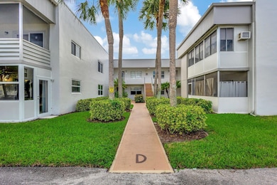 185 Normandy Ln unit D, Delray Beach, FL 33484 - photo 2