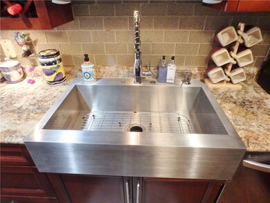 43 Kristee Cir, West Warwick, RI 02893 - photo 7