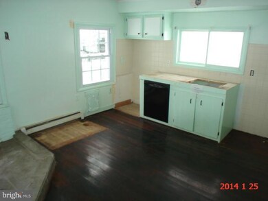 820 Hoffmaster Rd, Knoxville, MD 21758 - photo 3