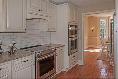 1311 Windsor Place, Jacksonville, FL 32205 - photo 7