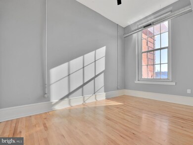 20 W Market St unit APARTMENT 8, Palmyra, PA 17078 - photo 7