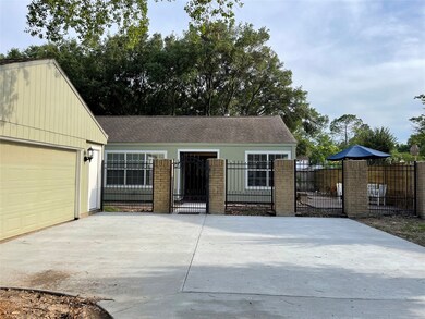 15627 Meadow Village Dr, Houston, TX 77095 - photo 2