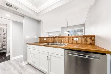 [012] 1442 Cliff Ct Columbus, O