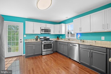 27275 Queentree Rd, Mechanicsville, MD 20659 - photo 7