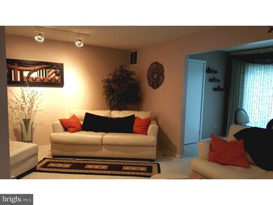 523 Chanticleer, Cherry Hill, NJ 08003 - photo 7