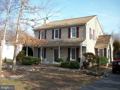 10709 Eden Brook Dr, Spotsylvania, VA 22553 - photo 7