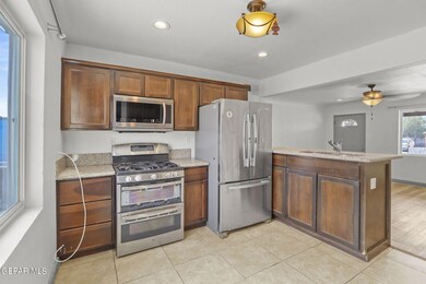 7709 Parral Dr, El Paso, TX 79915 - photo 4