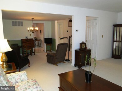 22 Salthill Ct, Lutherville Timonium, MD 21093 - photo 4