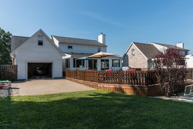 7411 Crabtree Dr, Louisville, KY 40228 - photo 3