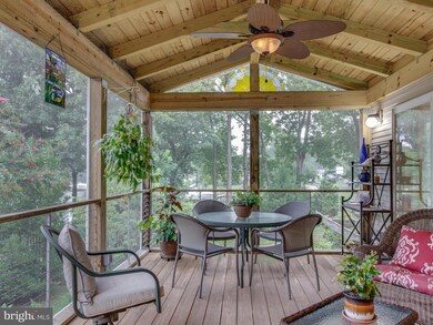 4119 Waterview Dr, Edgewater, MD 21037 - photo 7