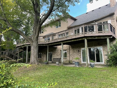 2845 Hunters Bluff, Bloomfield Hills, MI 48304 - photo 2