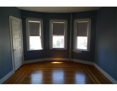 112 Yorktown St unit 1, Somerville, MA 02144 - photo 4