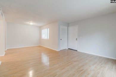 1208 Bush River Rd unit G8, Columbia, SC 29210 - photo 5