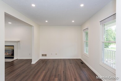 3_Living Room-1