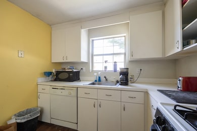 18 Quincy Way, Attleboro, MA 02703 - photo 5