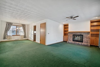 740 E Holly Rd, Beloit, WI 53511 - photo 6