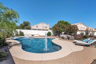 Pool with Water features