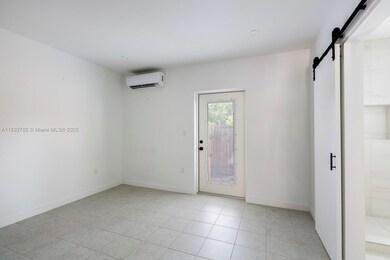 7800 NE 10th Ct unit 5, Miami, FL 33138 - photo 4