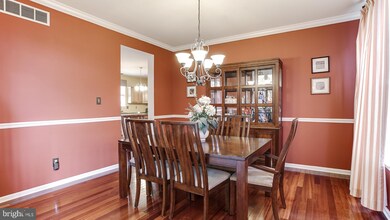 918 Red Coat Farm Dr, Chalfont, PA 18914 - photo 5