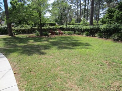 1805 W Lakeridge Dr, Albany, GA 31707 - photo 7