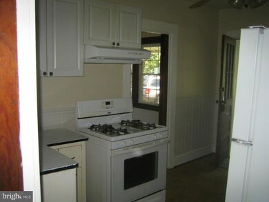 221 Fredericksburg Ave, Louisa, VA 23093 - photo 3