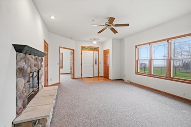 528 Grey Fox Run, Watertown, WI 53094 - photo 4