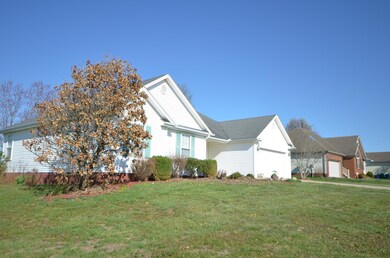 436 Bellaire Dr, Harrodsburg, KY 40330 - photo 3