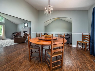 12 Cedar Ridge Dr, Asheville, NC 28806 - photo 7