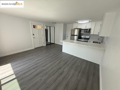 4057 Brant St unit 8, San Diego, CA 92103 - photo 5